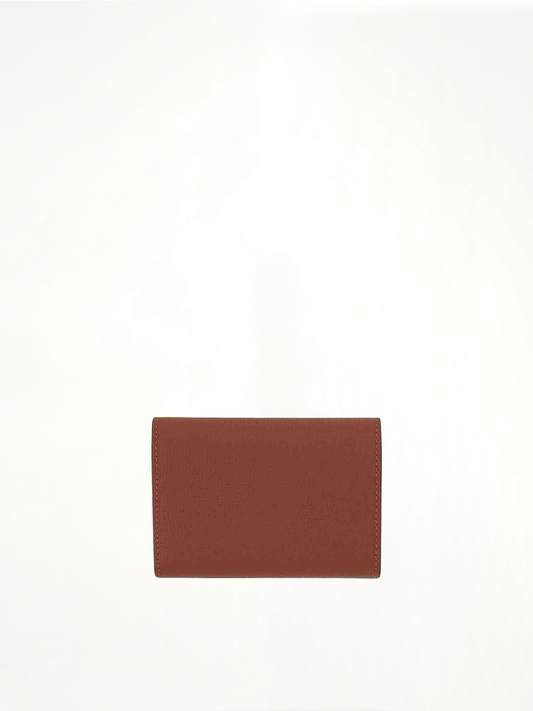 Anagram Small Vertical Wallet in Pebble Grain Calfskin in Tan