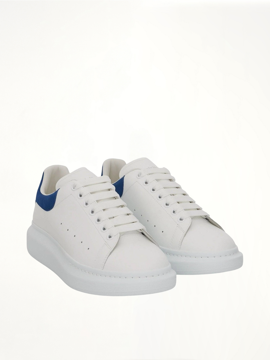 Larry Oversized Sneaker in White/Paris Blue Front View | ALEXANDER MCQUEEN