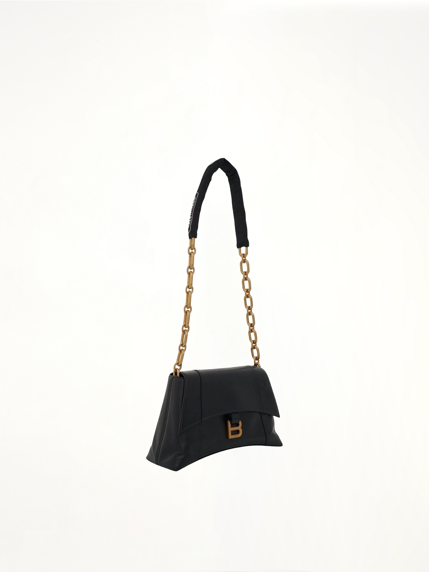 Downtown Small Shoulder Bag with Chain in Black