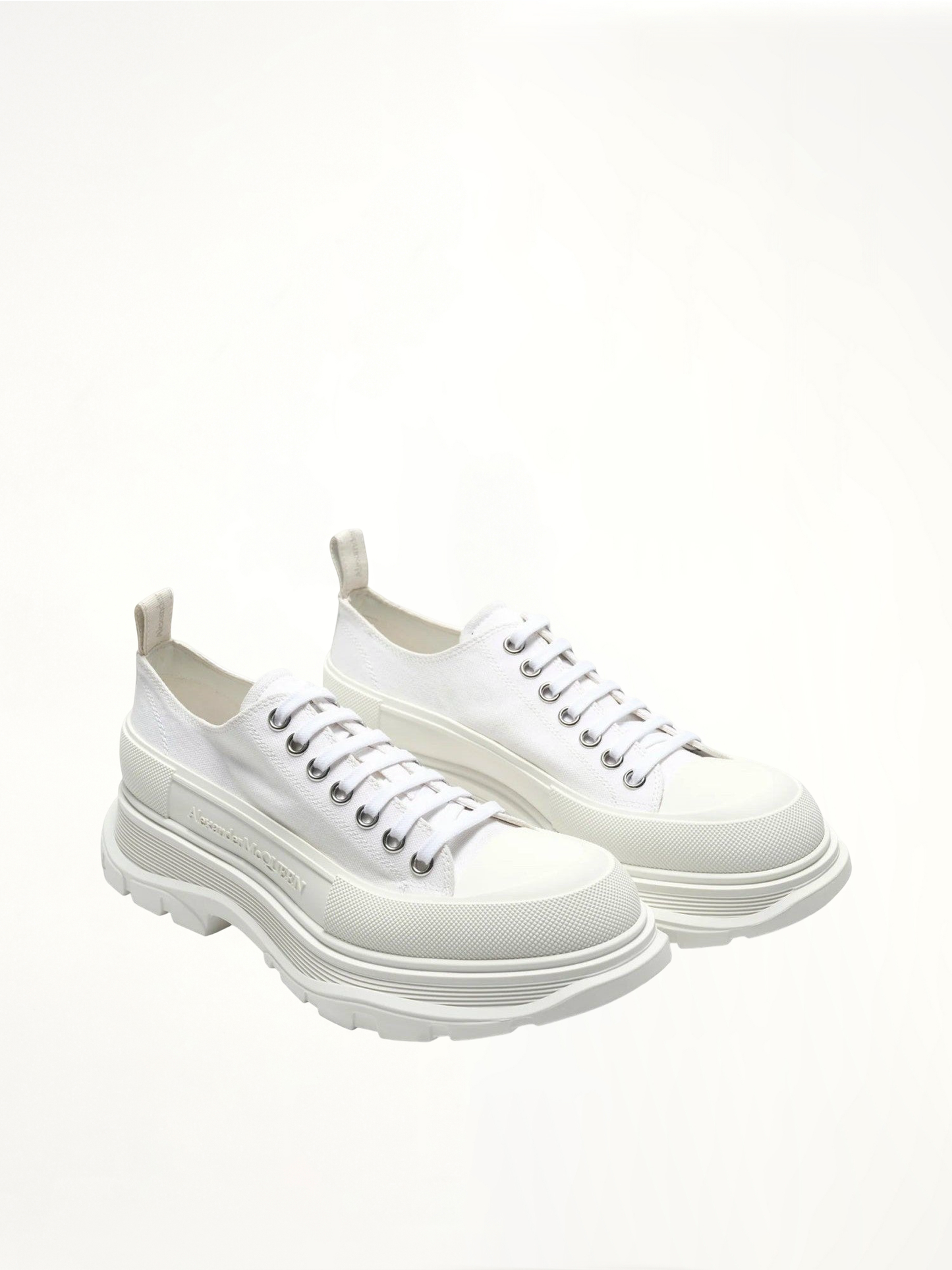 Tread Slick Canvas Lace-Up Shoes in White