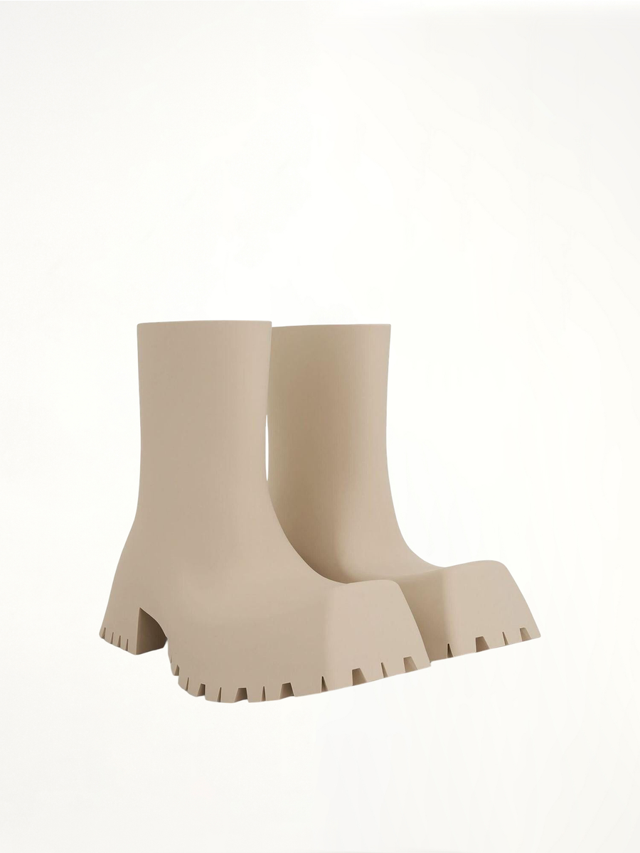 Trooper Rubber Low Boot in Beige Front View | BALENCIAGA
