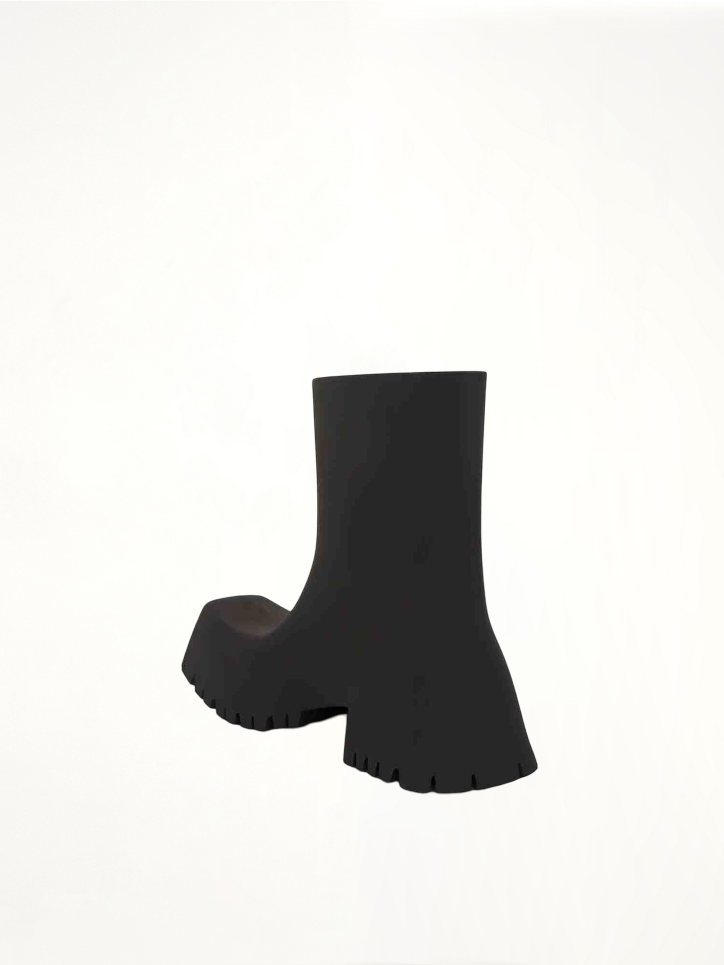 Trooper Rubber Low Boot in Black