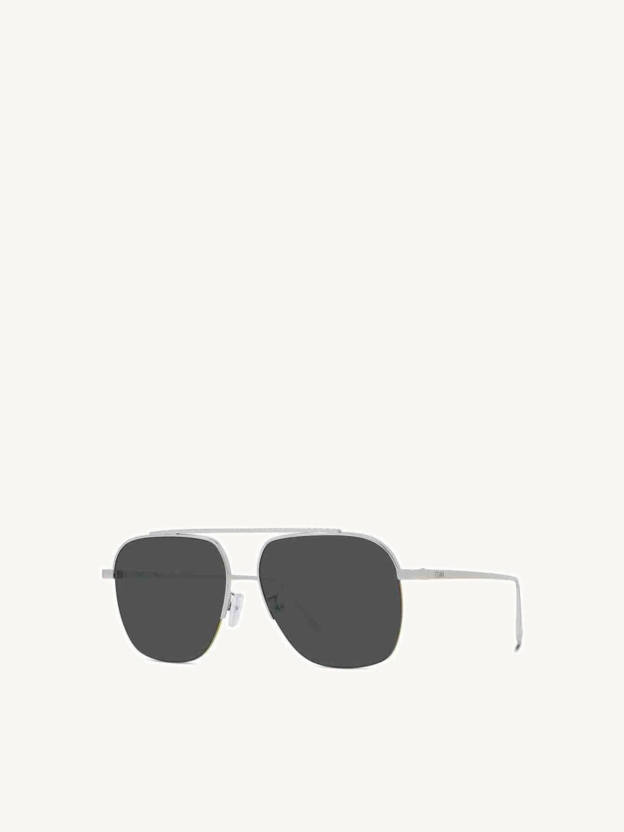FE40005U Aviator Sunglasses with Smoke Lens in Shiny Palladium