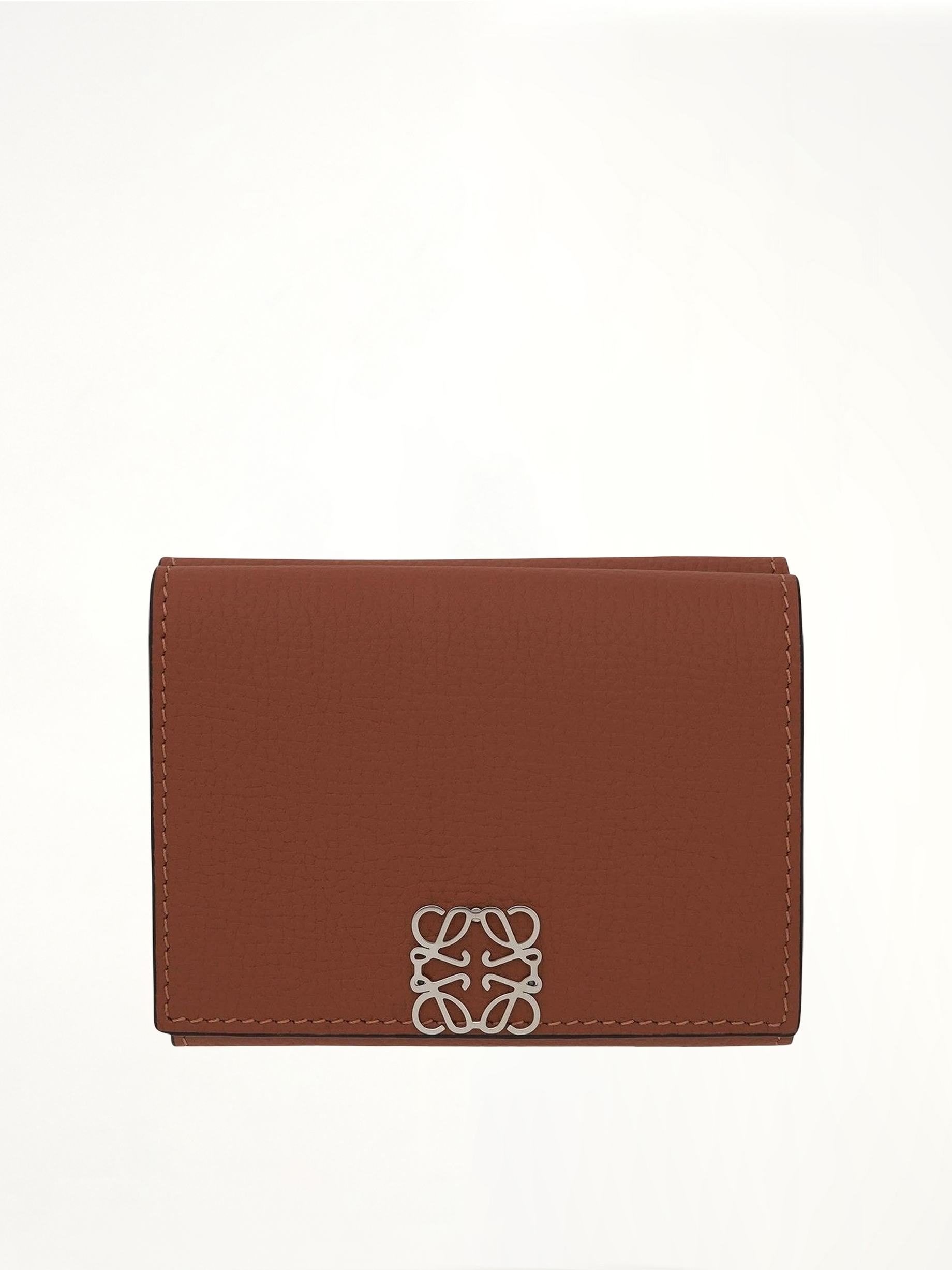 Anagram Trifold Wallet Pebble Grain Calfskin in Tan