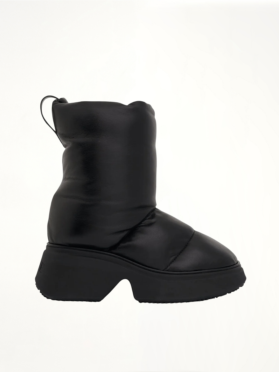 Padded Low Boot in Black Side View | LOEWE