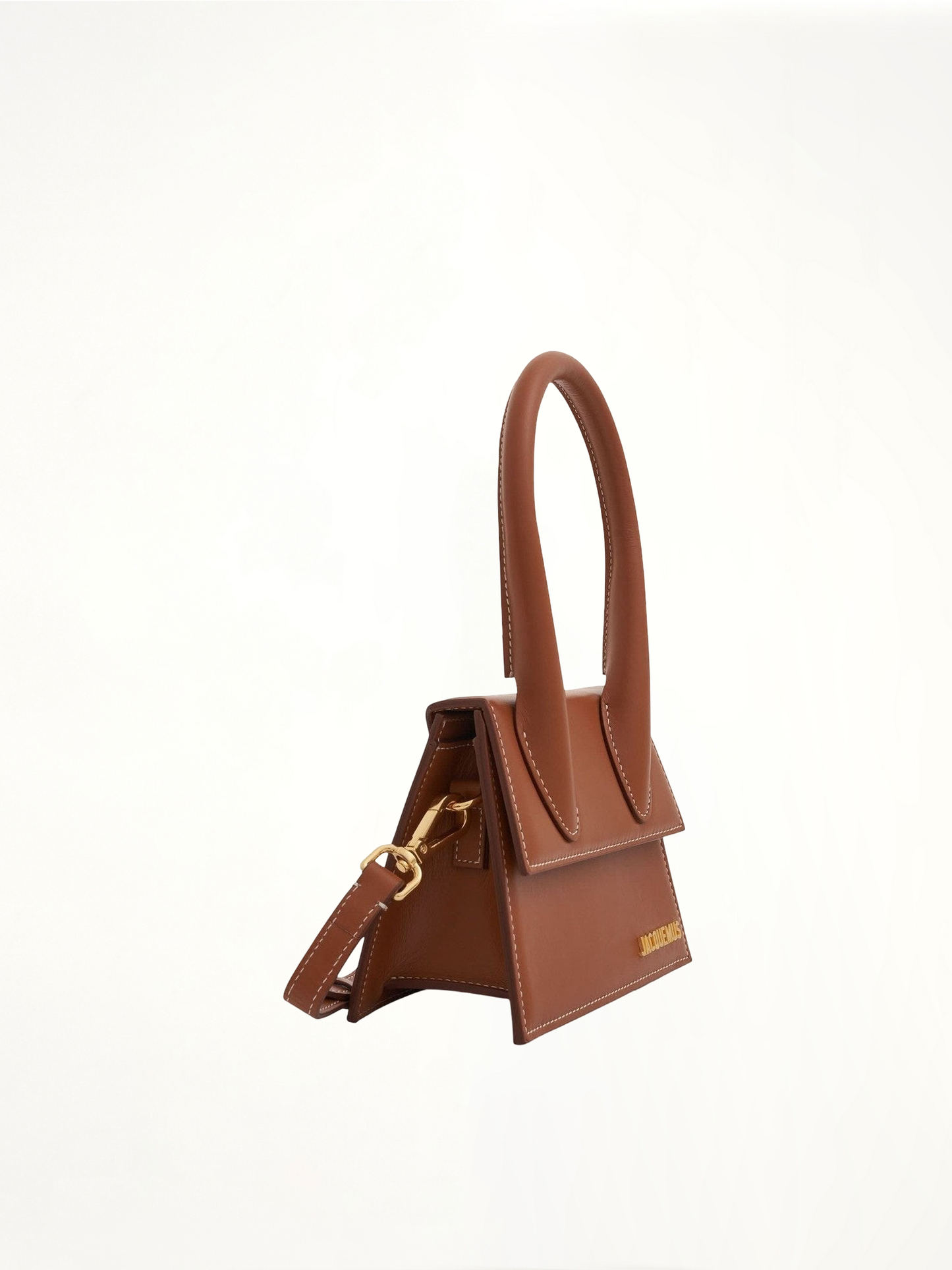 Le Chiquito Moyen Leather Bag in Light Brown