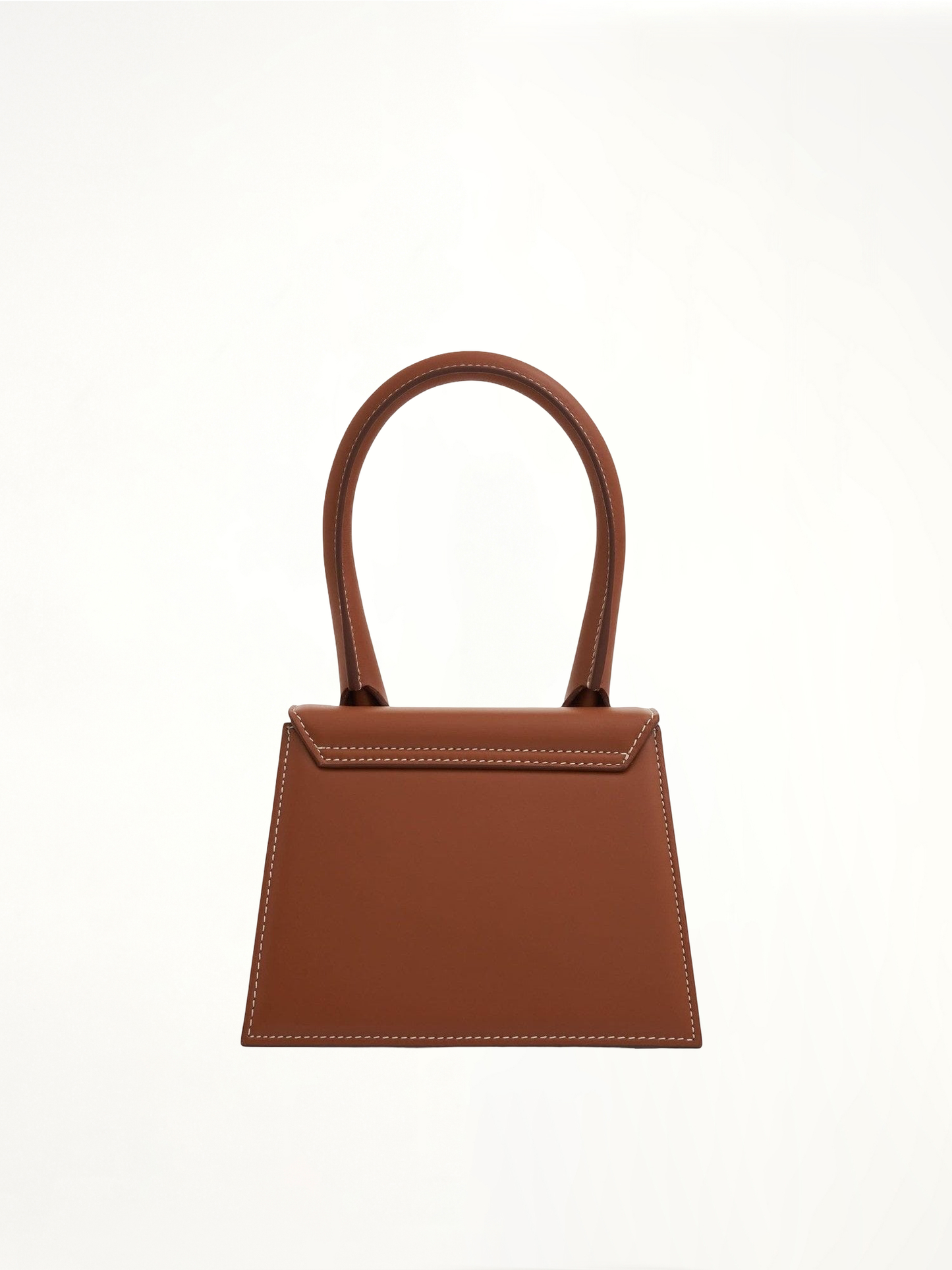 Le Chiquito Moyen Leather Bag in Light Brown