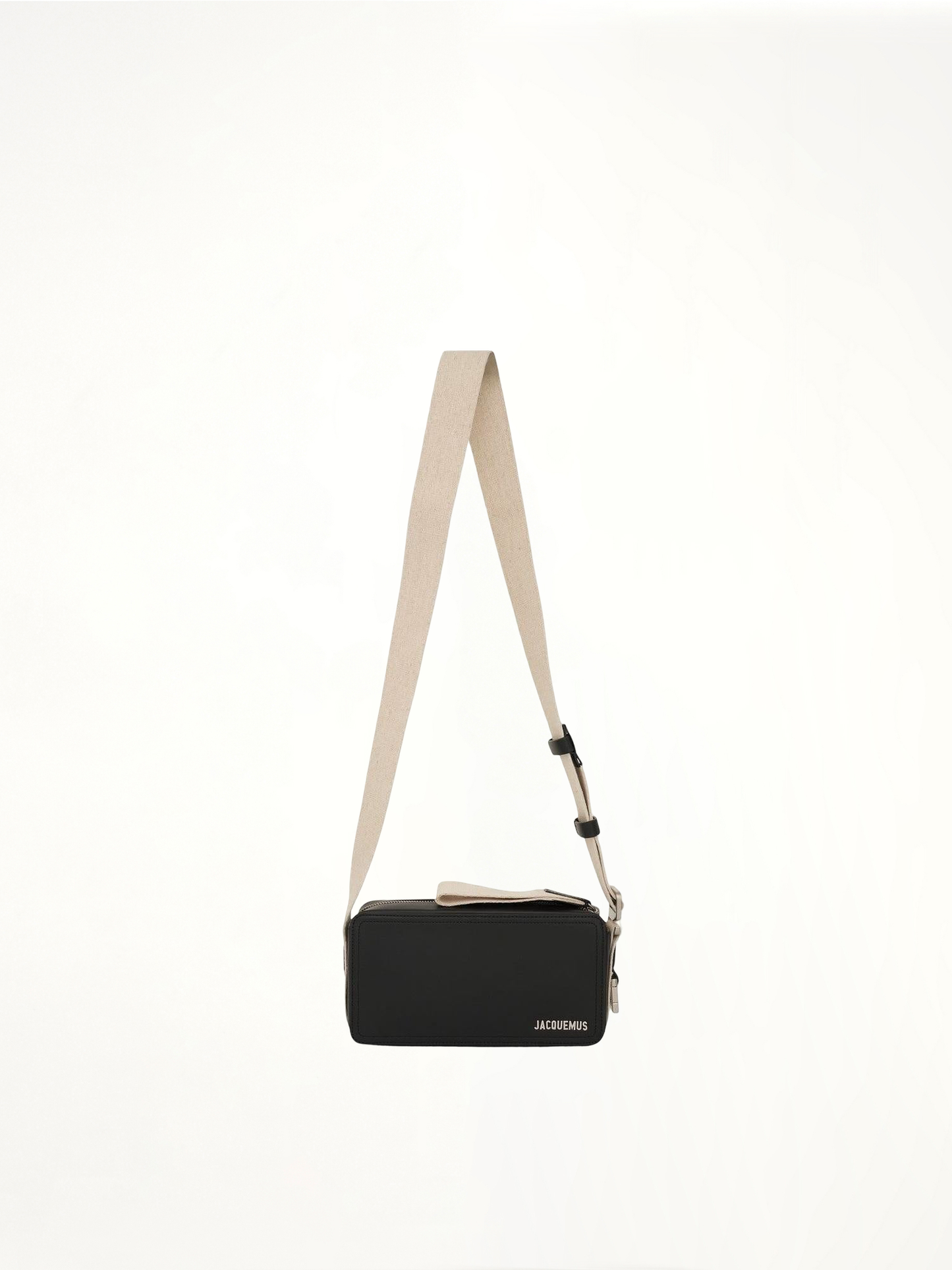 Le Cuerda Horizontal Leather Bag in Black
