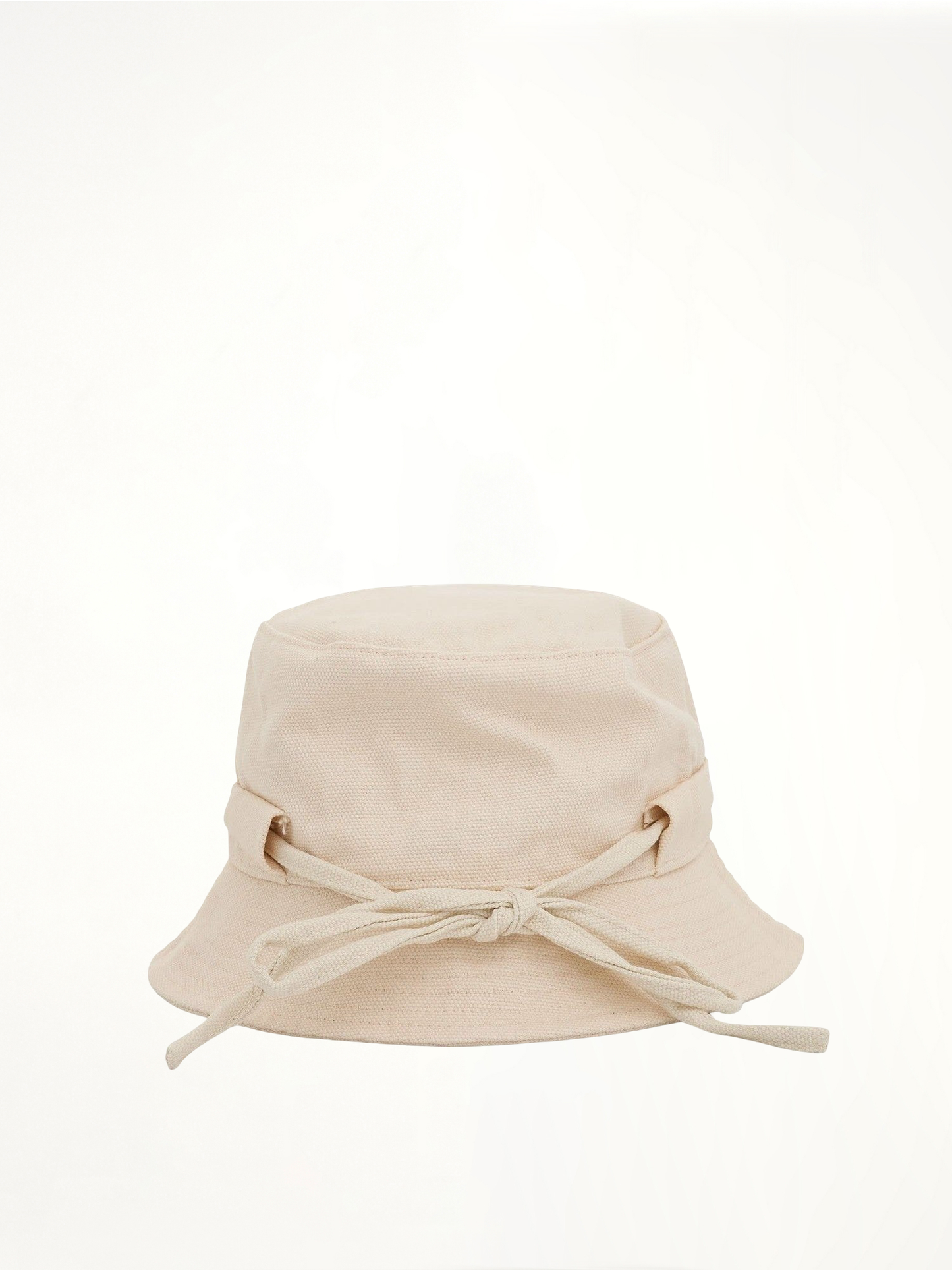 Gadjo Knotted Bucket Hat in Off White