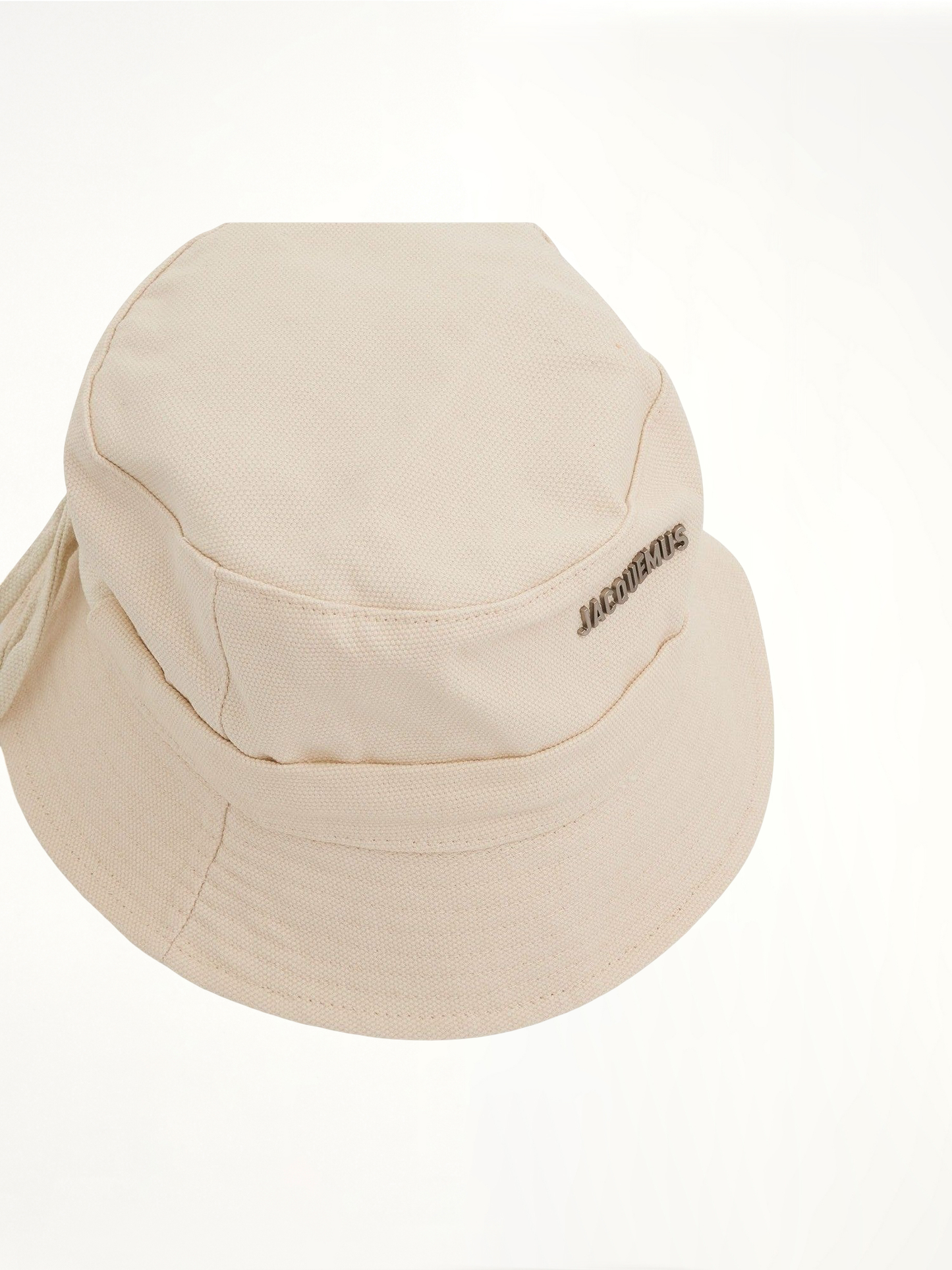 Gadjo Knotted Bucket Hat in Off White