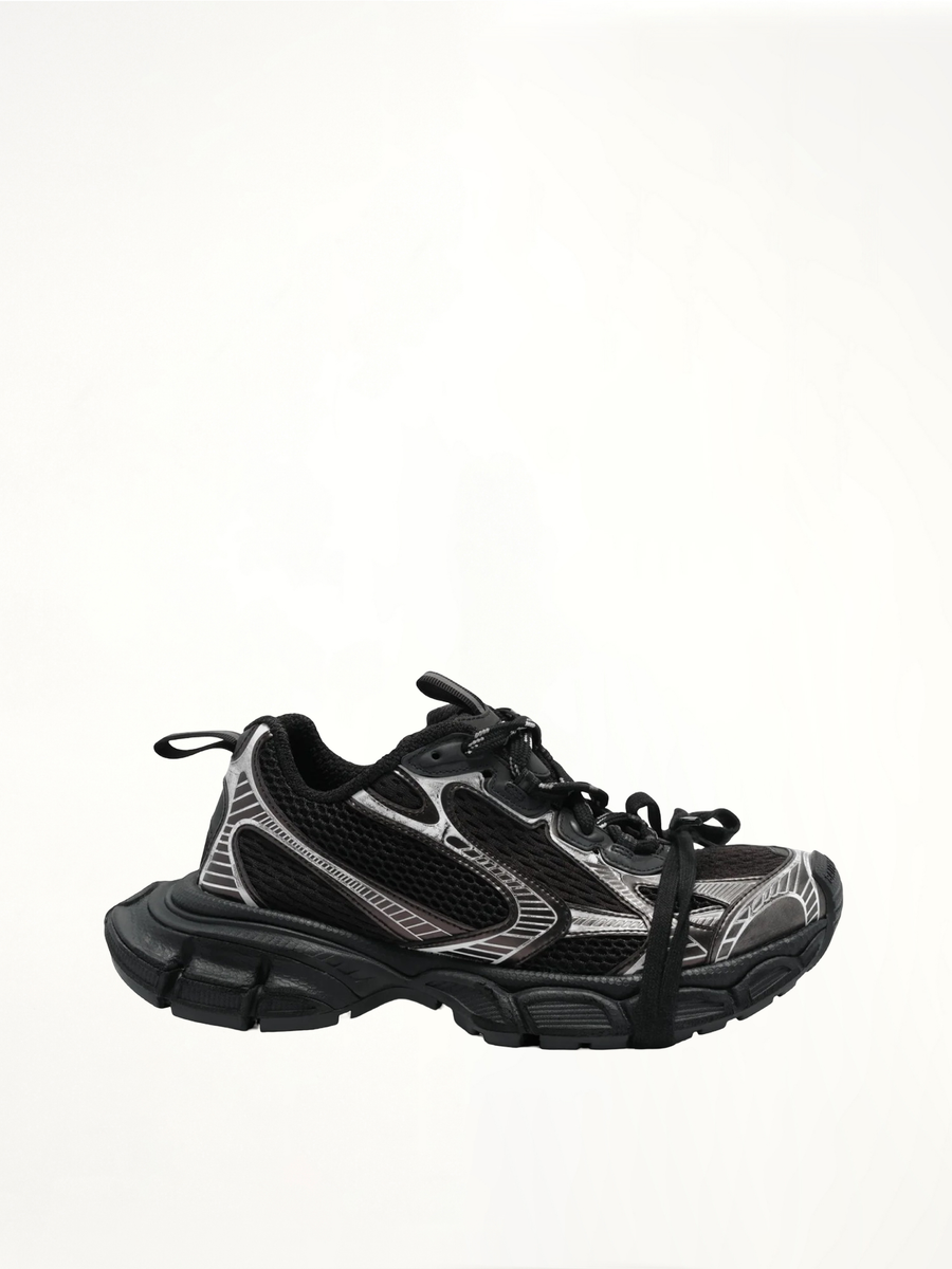 3XL Sneakers in Black/White Side View | BALENCIAGA