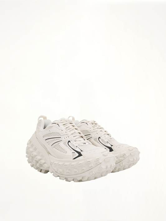 Bouncer Sneaker in Eggshell