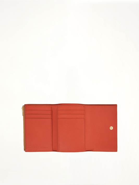 Owl Small Vertical Wallet in Classic Calfskin in Dune