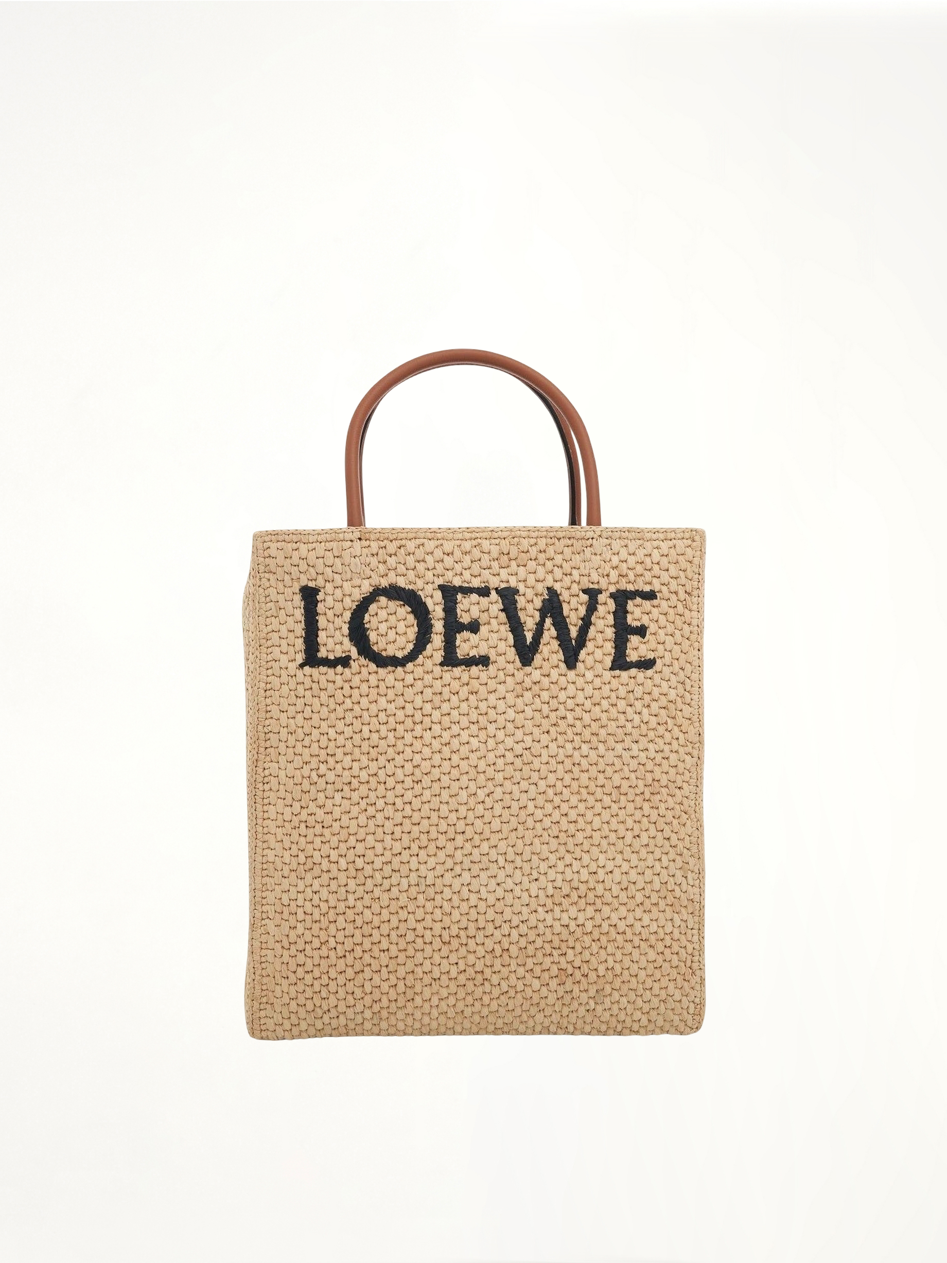 Standard A4 Tote Bag in Raffia in Natural/Black