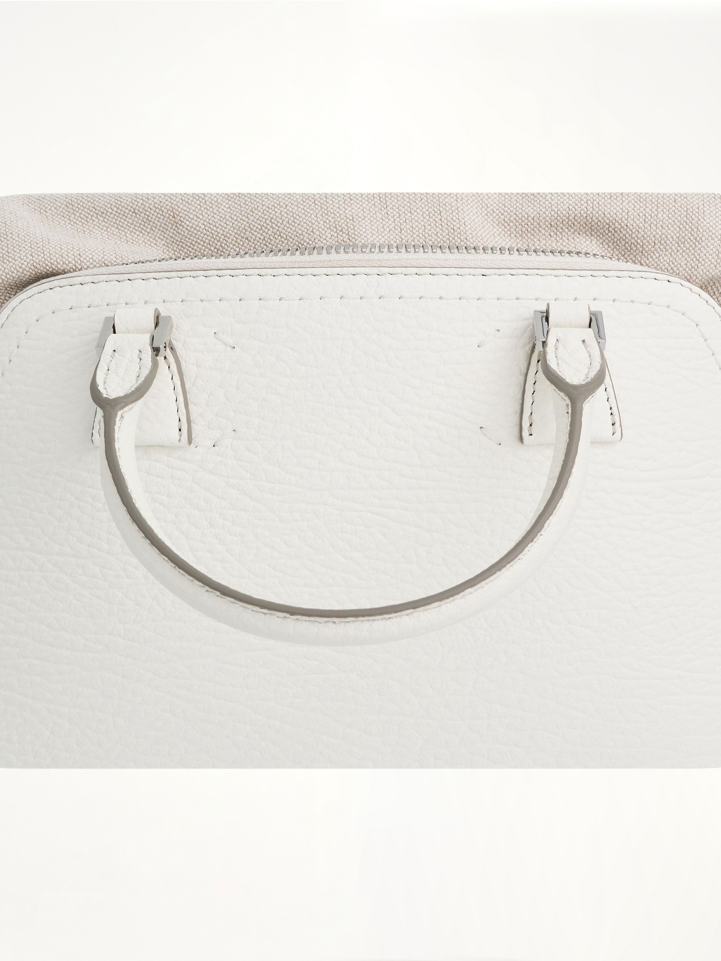 Mini 5AC Bag in White