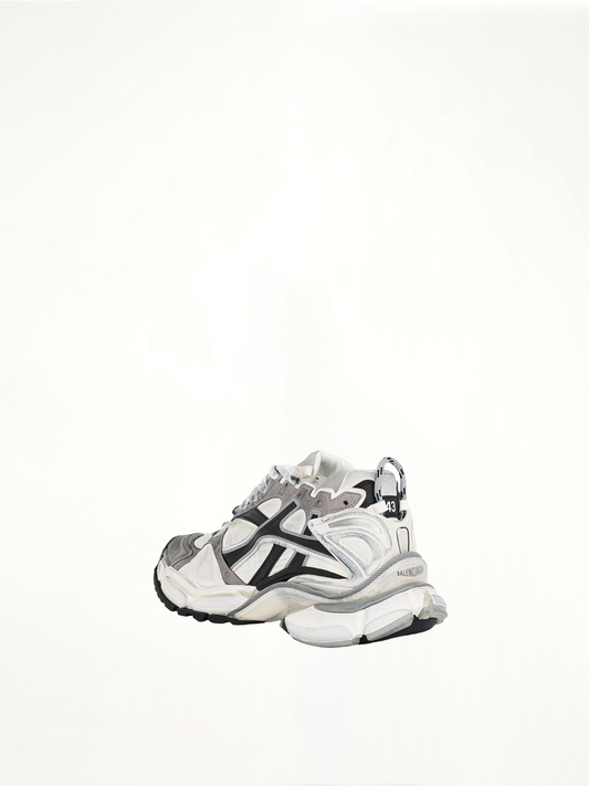 Runner Sneakers in Grey/White/Black
