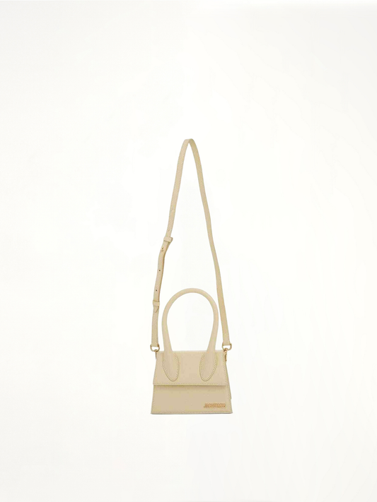 Le Chiquito Moyen Leather Bag in Ivory