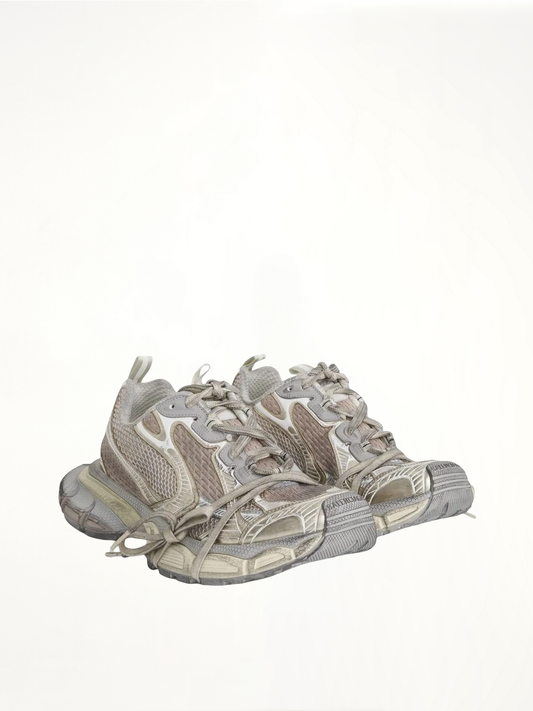 3XL Sneaker in Eggshell