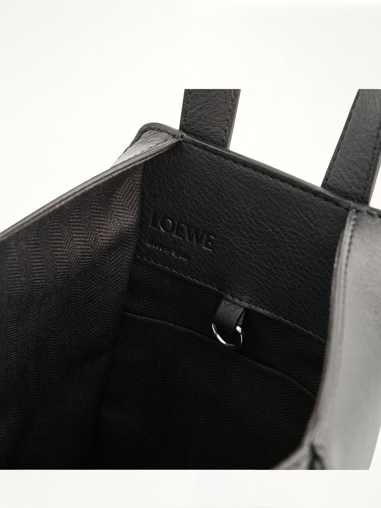 Hammock Compact Bag in Black