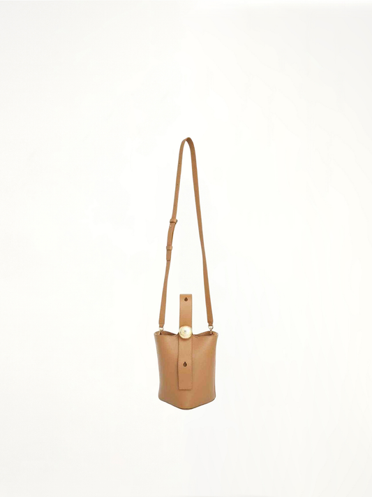 Mini Pebble Bucket Bag in Oak