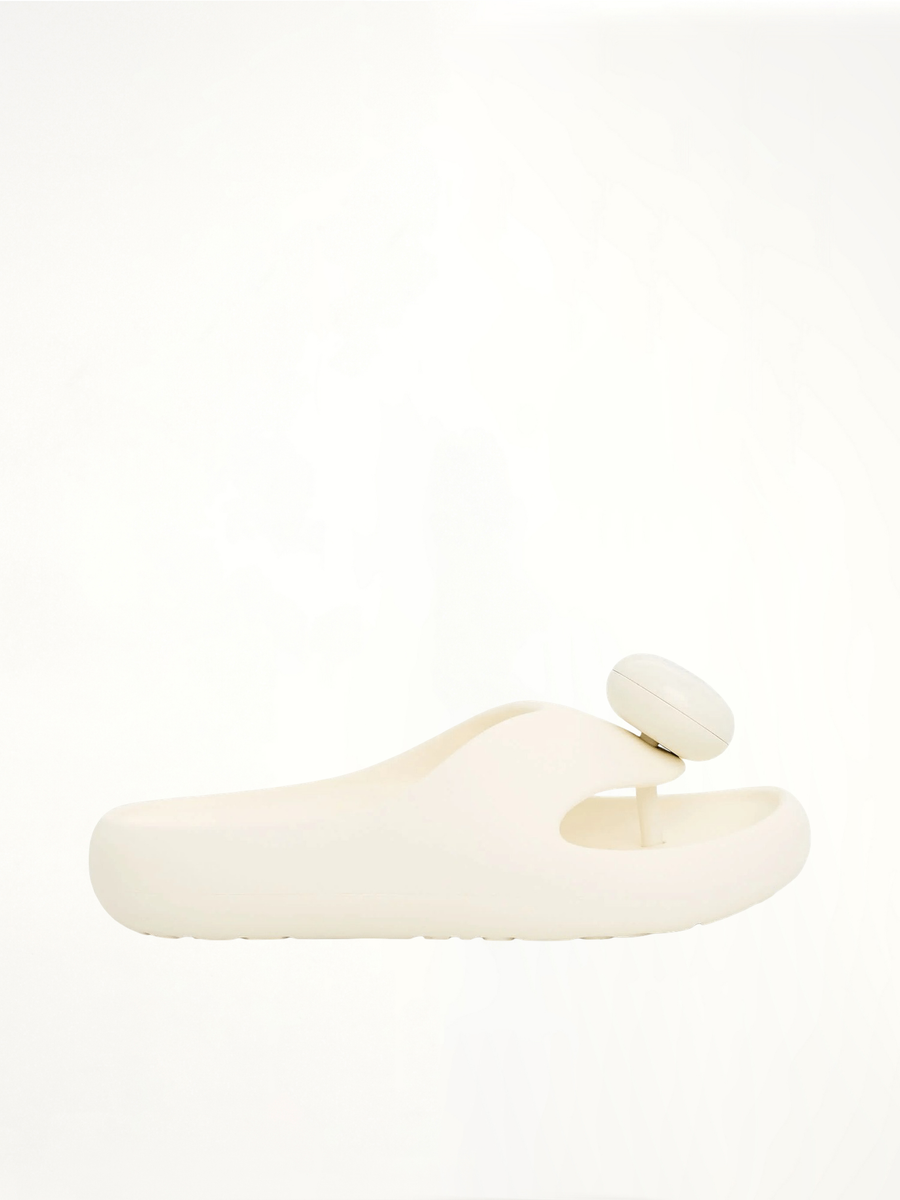 Foam Thong Slide in White Side View | LOEWE