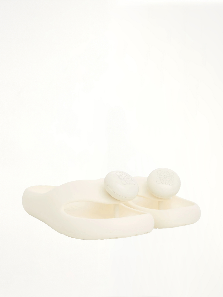 Foam Thong Slide in White Front View | LOEWE
