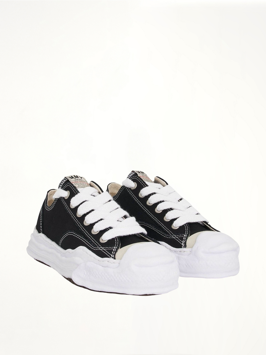 Hank OG Sneaker in Black/White Front View | MAISON MIHARA YASUHIRO