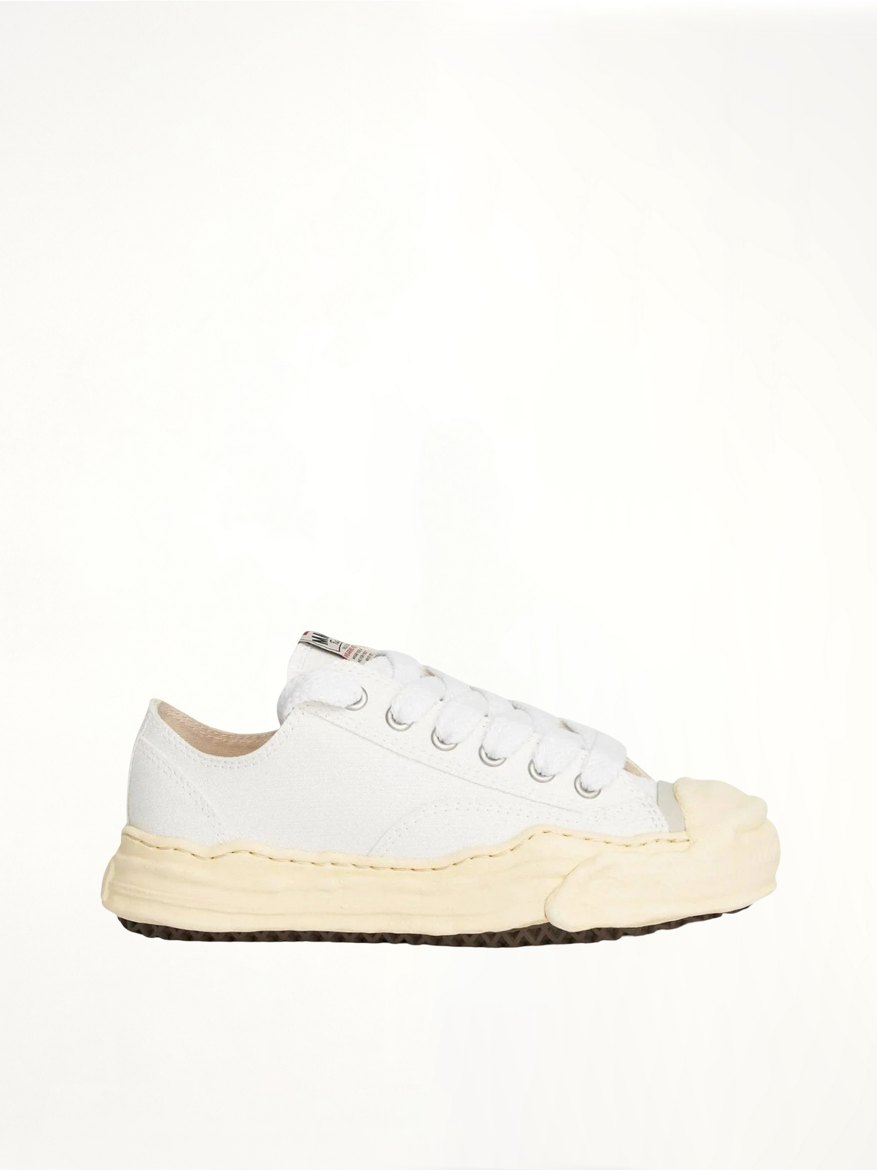 Hank OG Vintage Sneaker in White Side View | MAISON MIHARA YASUHIRO
