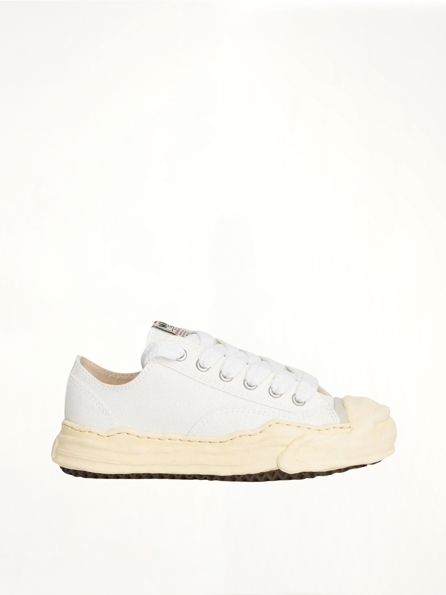 Hank OG Vintage Sneaker in White Side View | MAISON MIHARA YASUHIRO