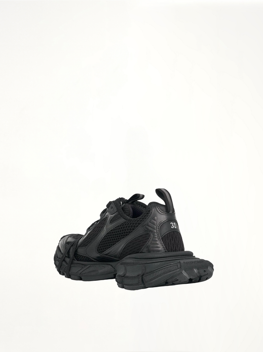 Women 3XL Sneaker in Black