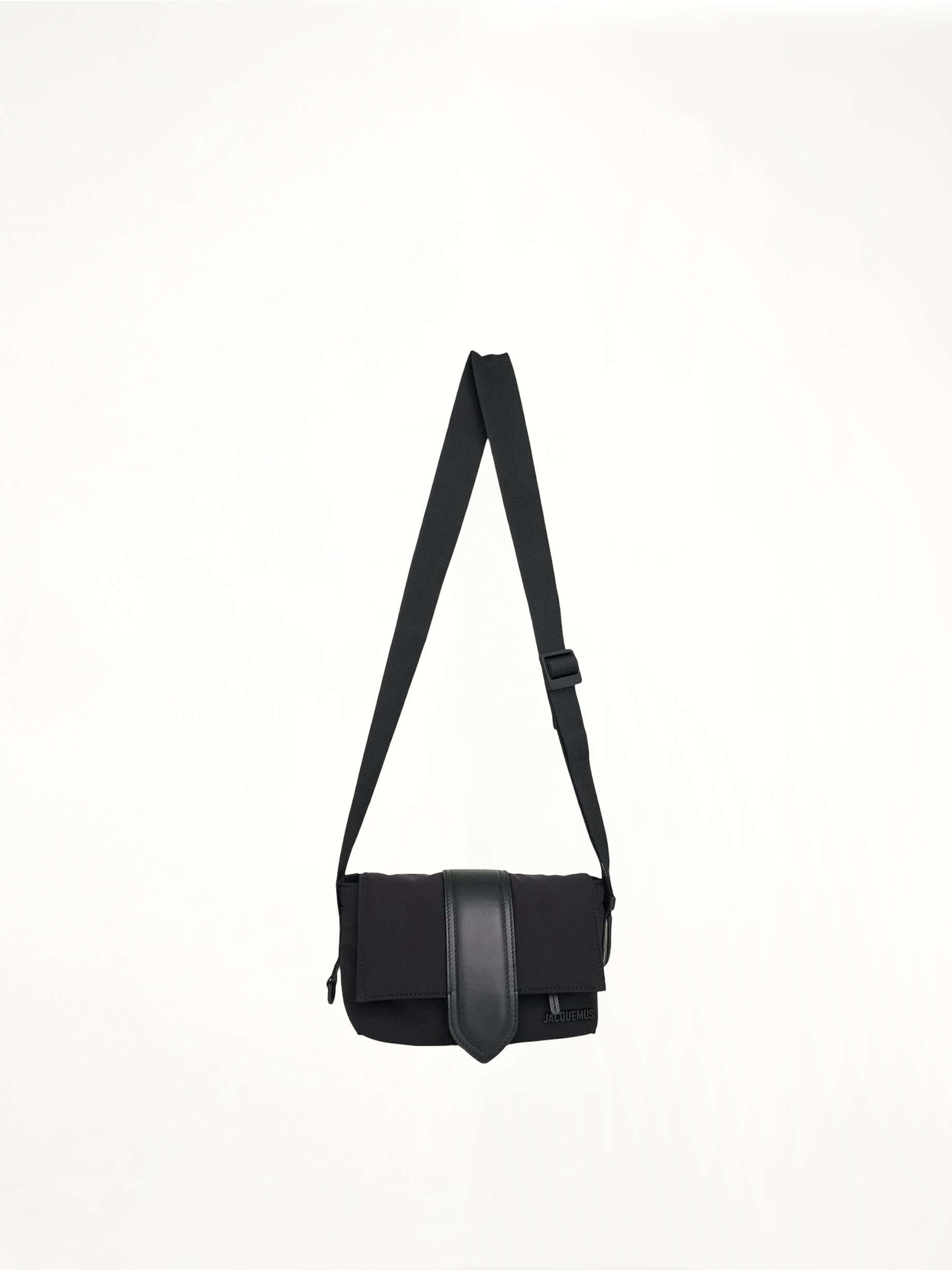 Le Petit Messenger Bambi Bag in Black