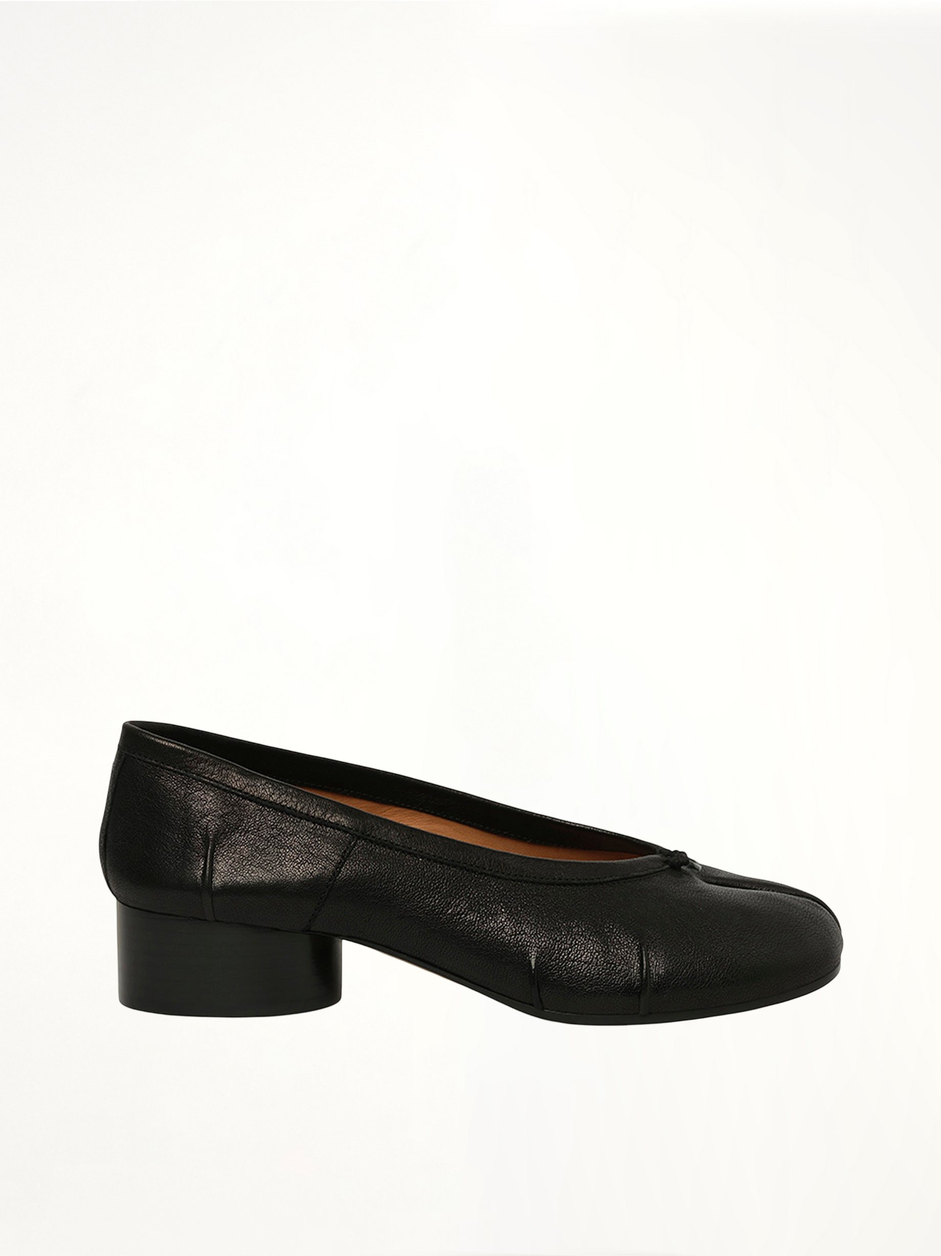 New Tabi Ballerina in Black Side View | MAISON MARGIELA