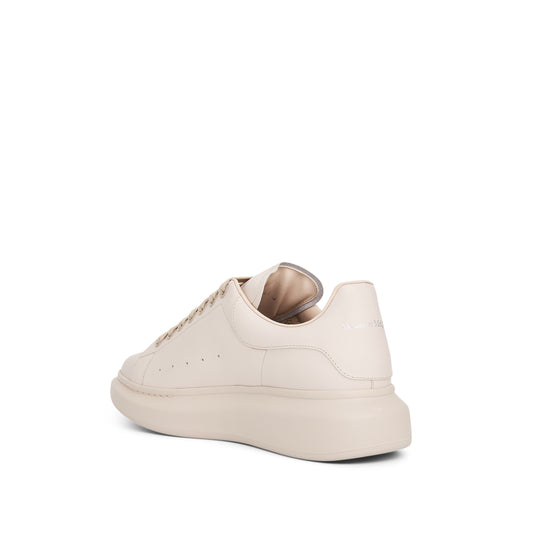 Larry Oversized Sneaker in Cream