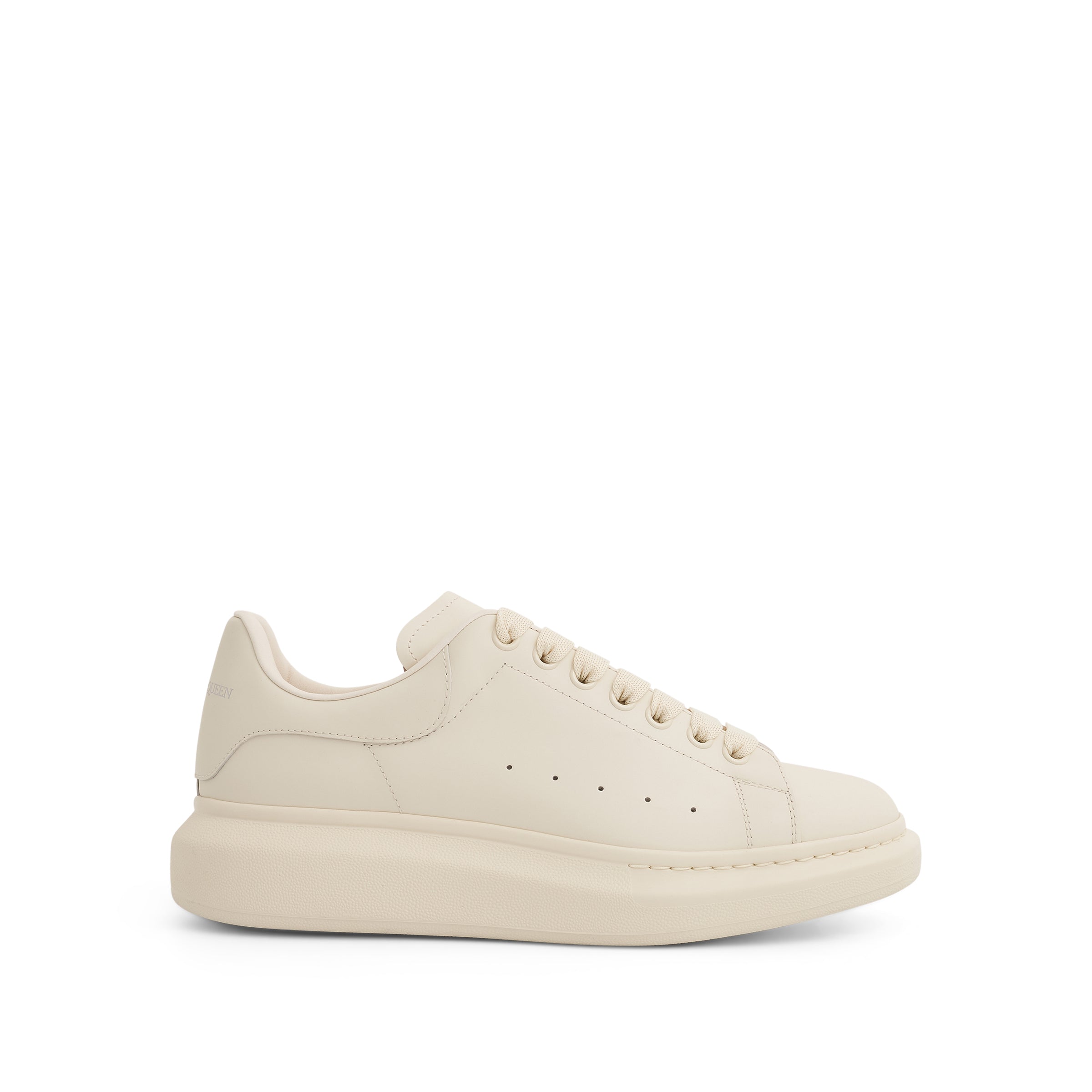 Larry Oversized Sneaker in Vanilla