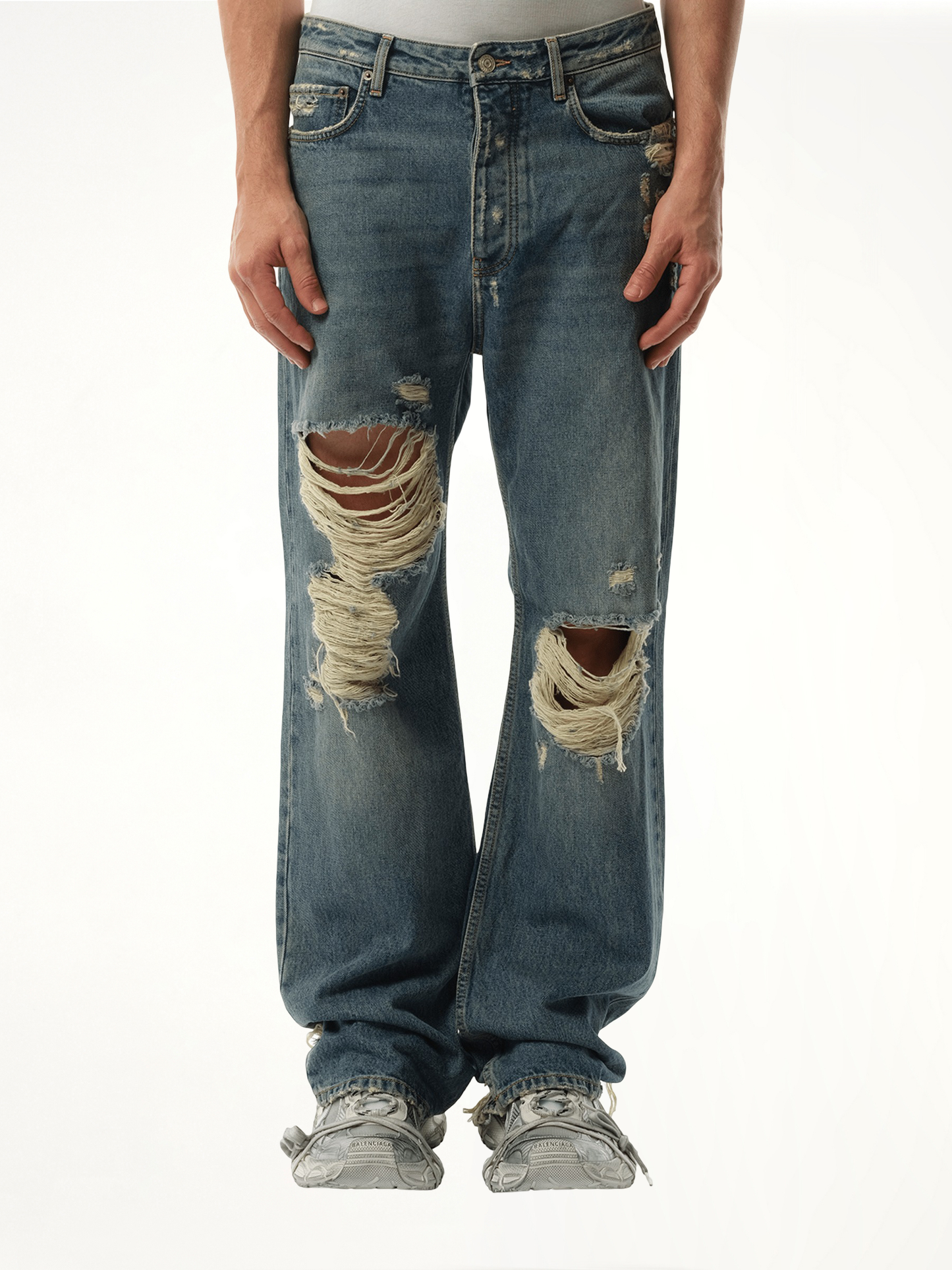 Light Indigo Denim Ripped Pants in Sun Bleached Blue