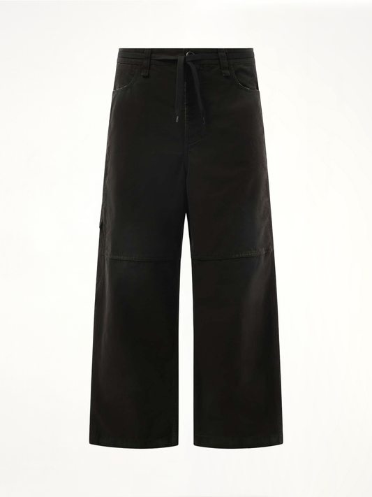 Cropped Skater Pants in Black
