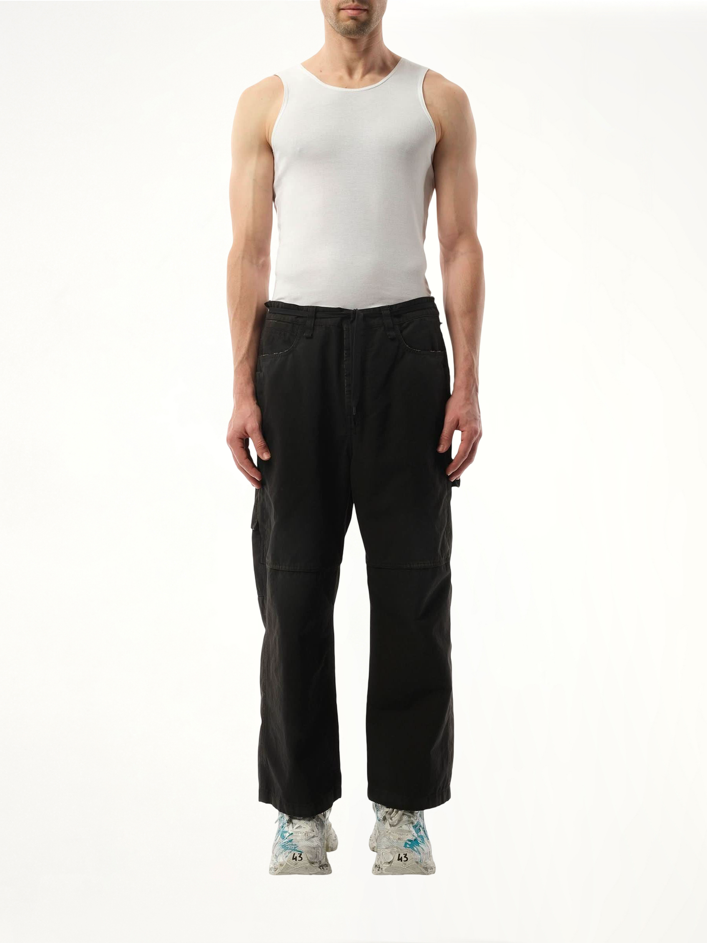 Cropped Skater Pants in Black