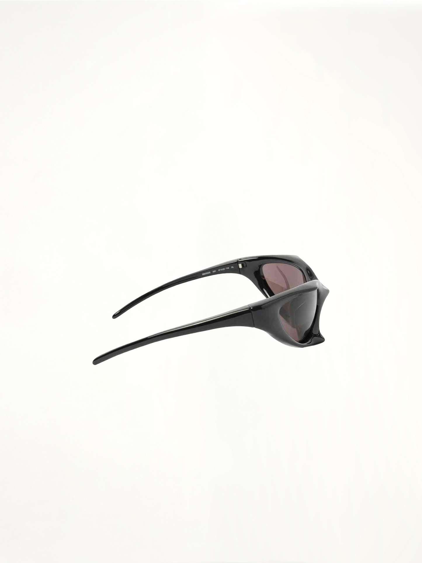Runner Cat Sunglasses in Black