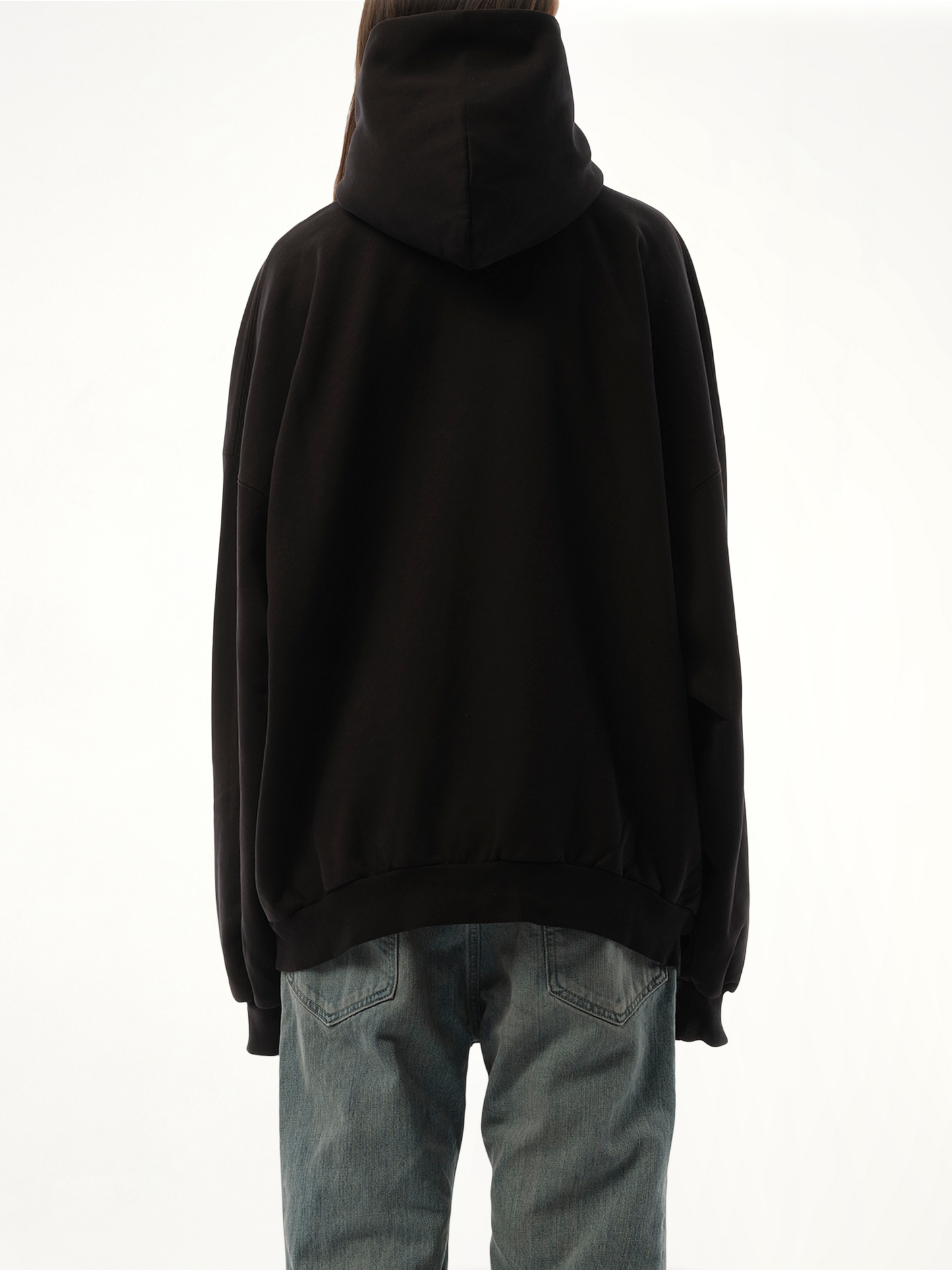 Beverly Hills Large Fit Hoodie in Washed Black