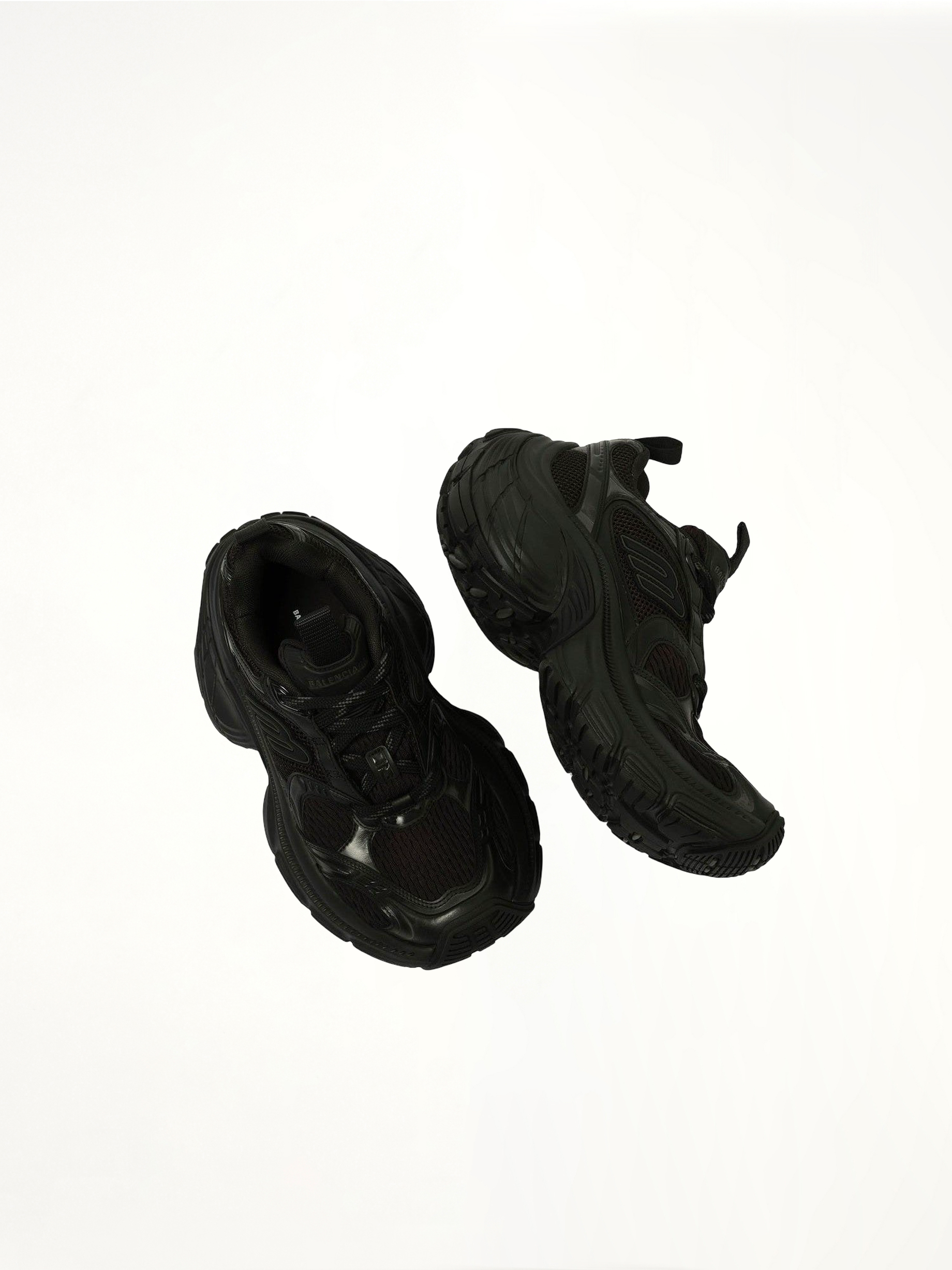 10XL Sneaker in Black Top View | BALENCIAGA