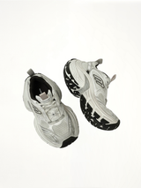 10XL Sneaker in White/Black/Grey Top View | BALENCIAGA