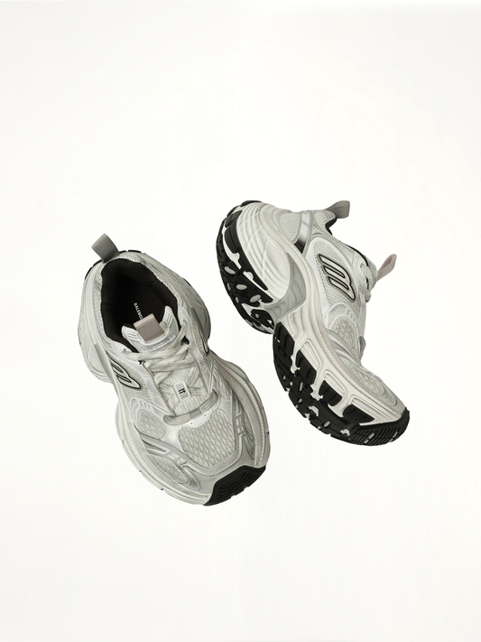 10XL Sneaker in White/Black/Grey