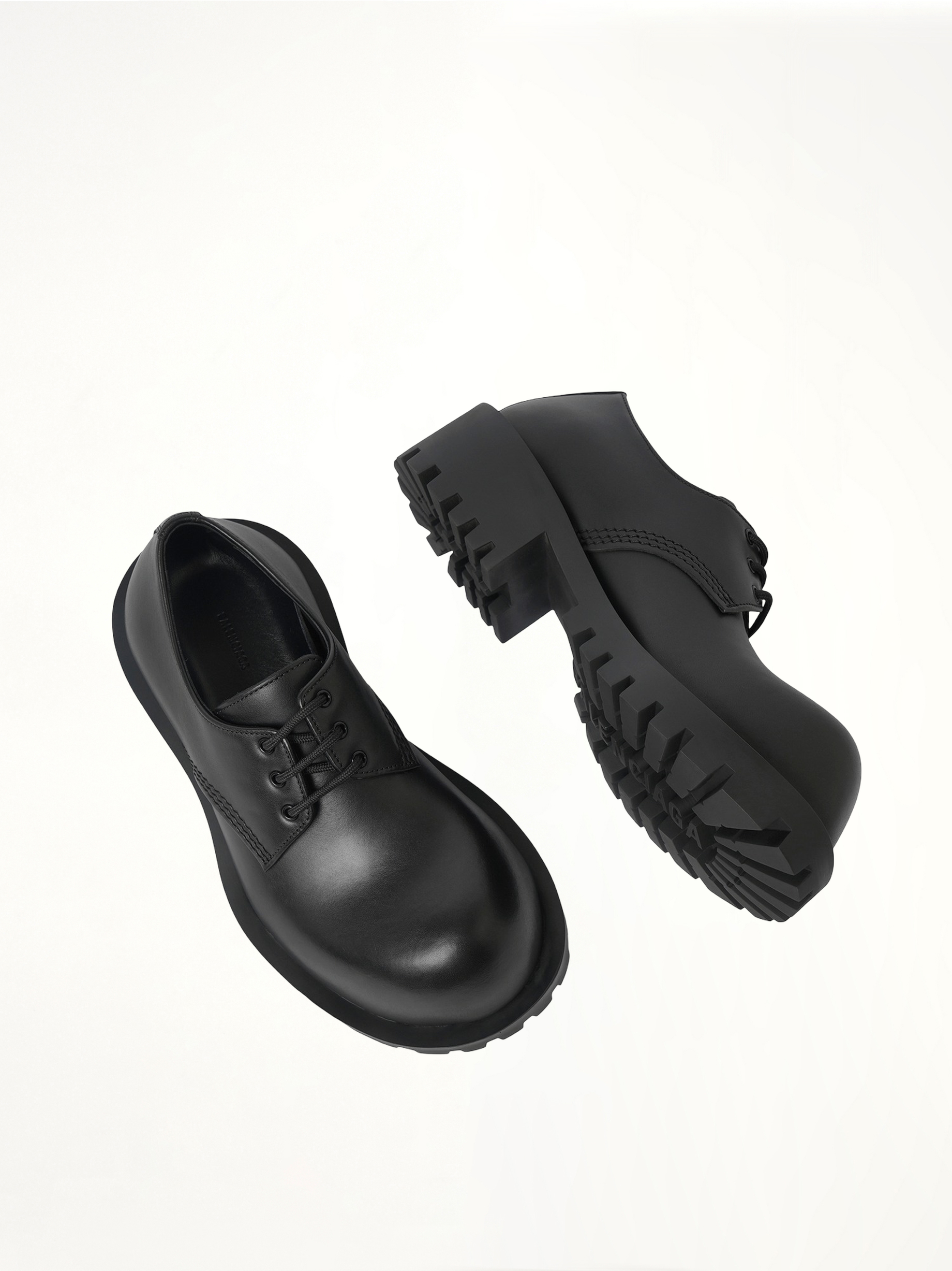 Hummer Derbie in Black Top View | BALENCIAGA