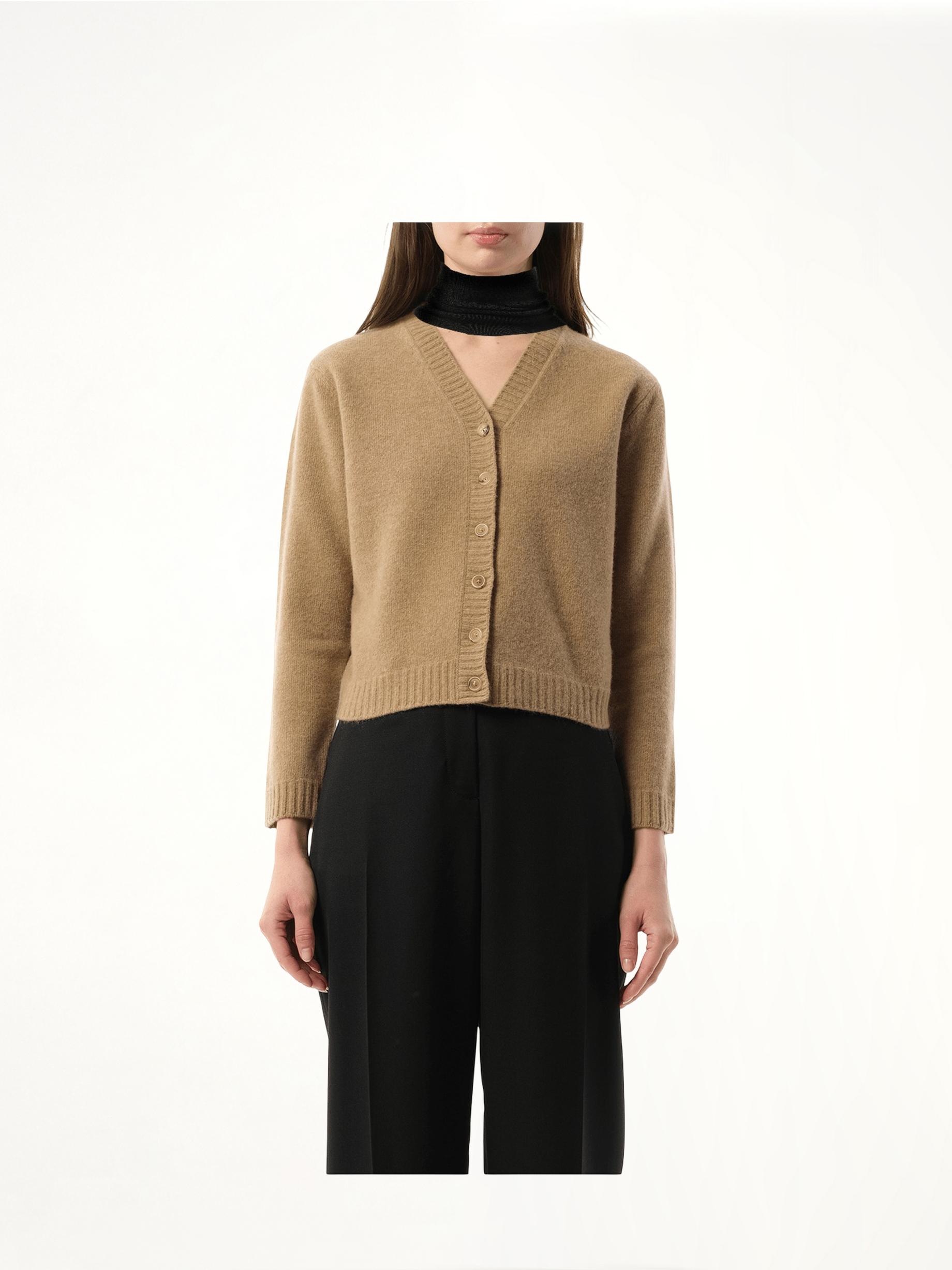 4 Stiches Neck Warmer in Black