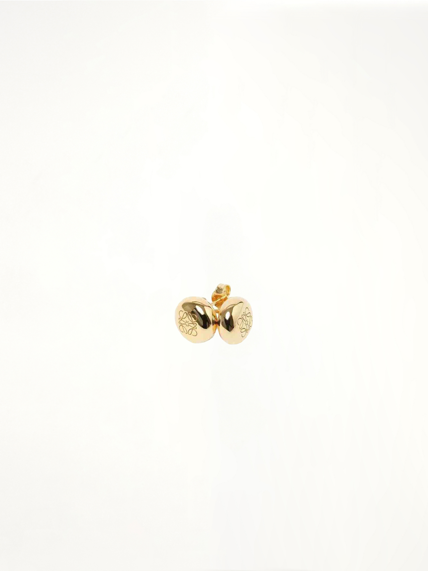 Anagram Pebble Stud Earrings in Gold