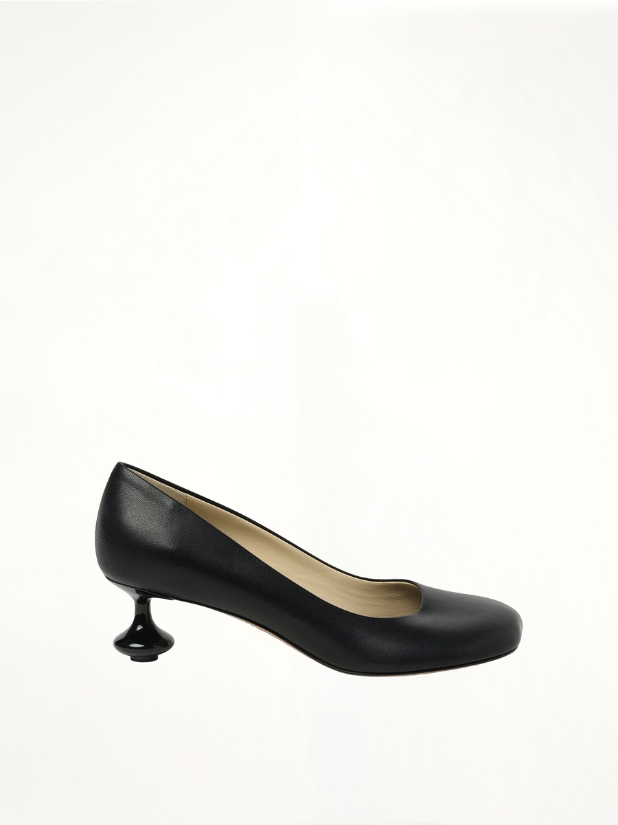 Toy Pump 45 in Black Side View | LOEWE