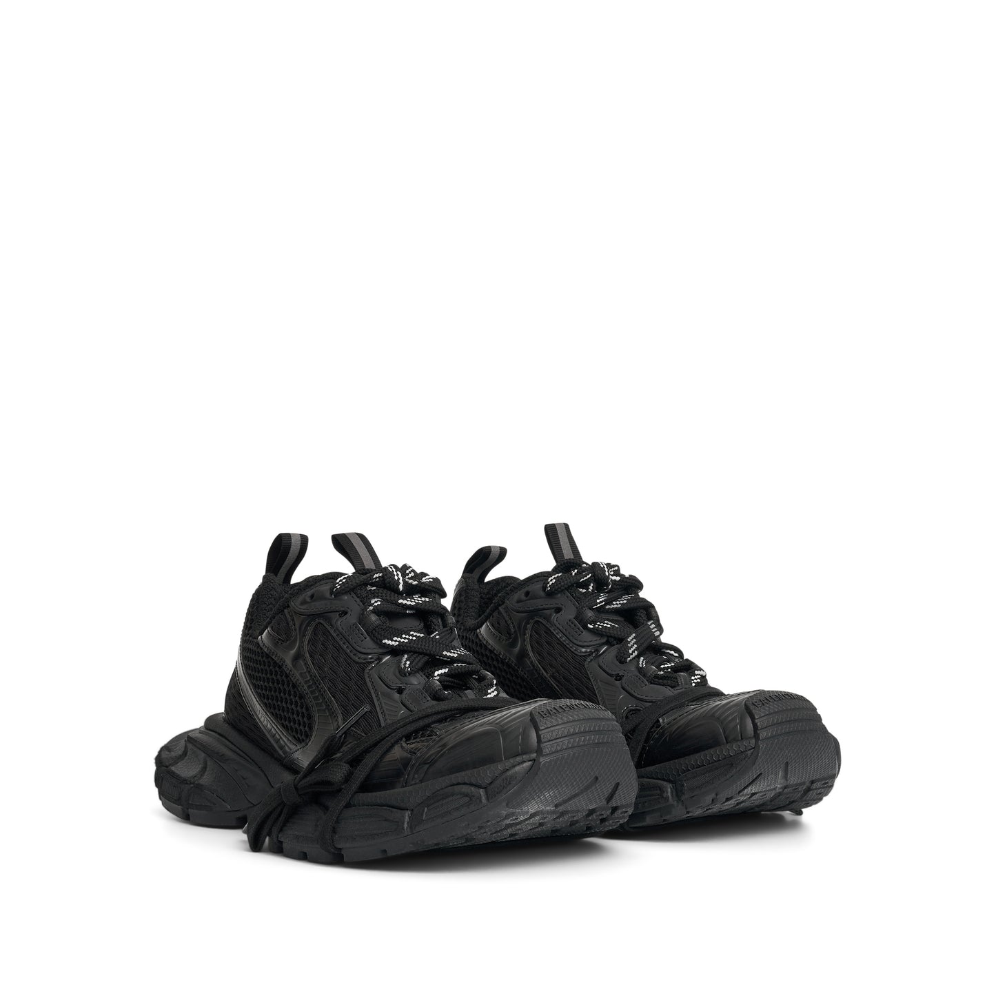 Women 3XL Sneaker in Black