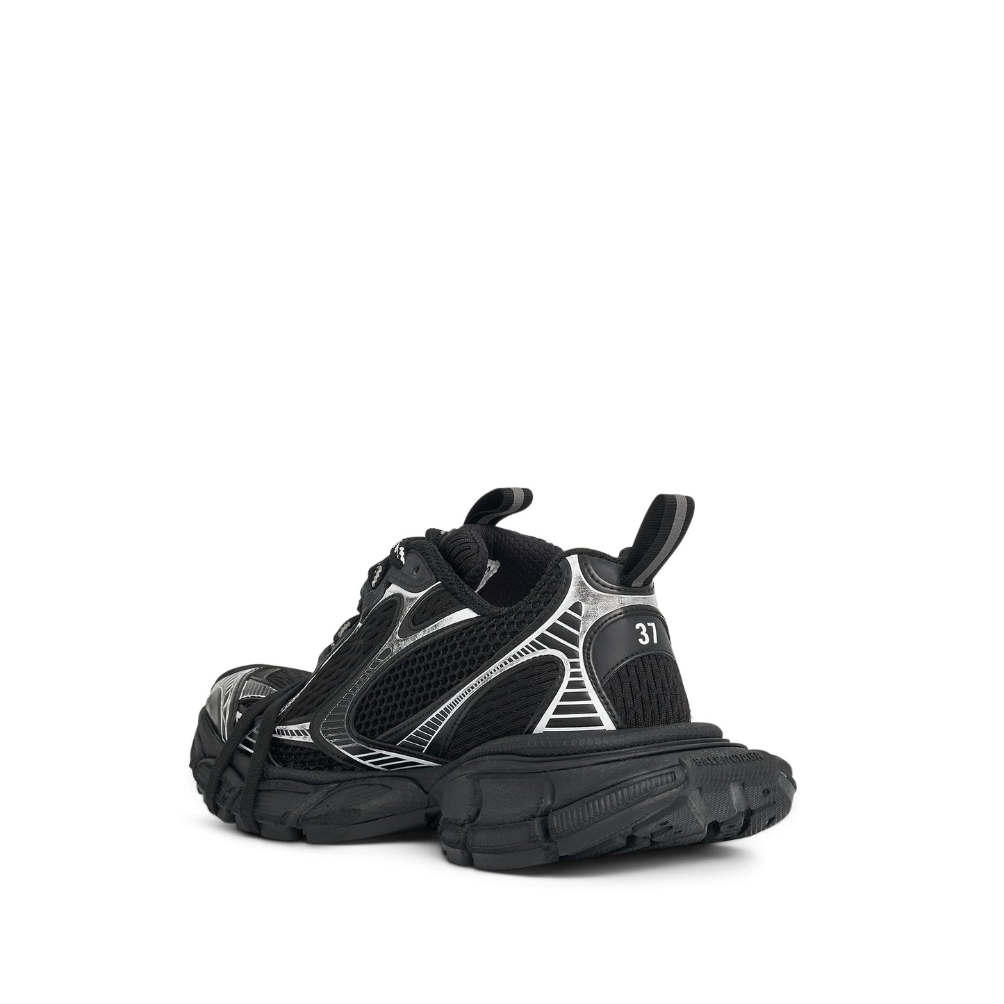 3XL Sneakers in Black/White