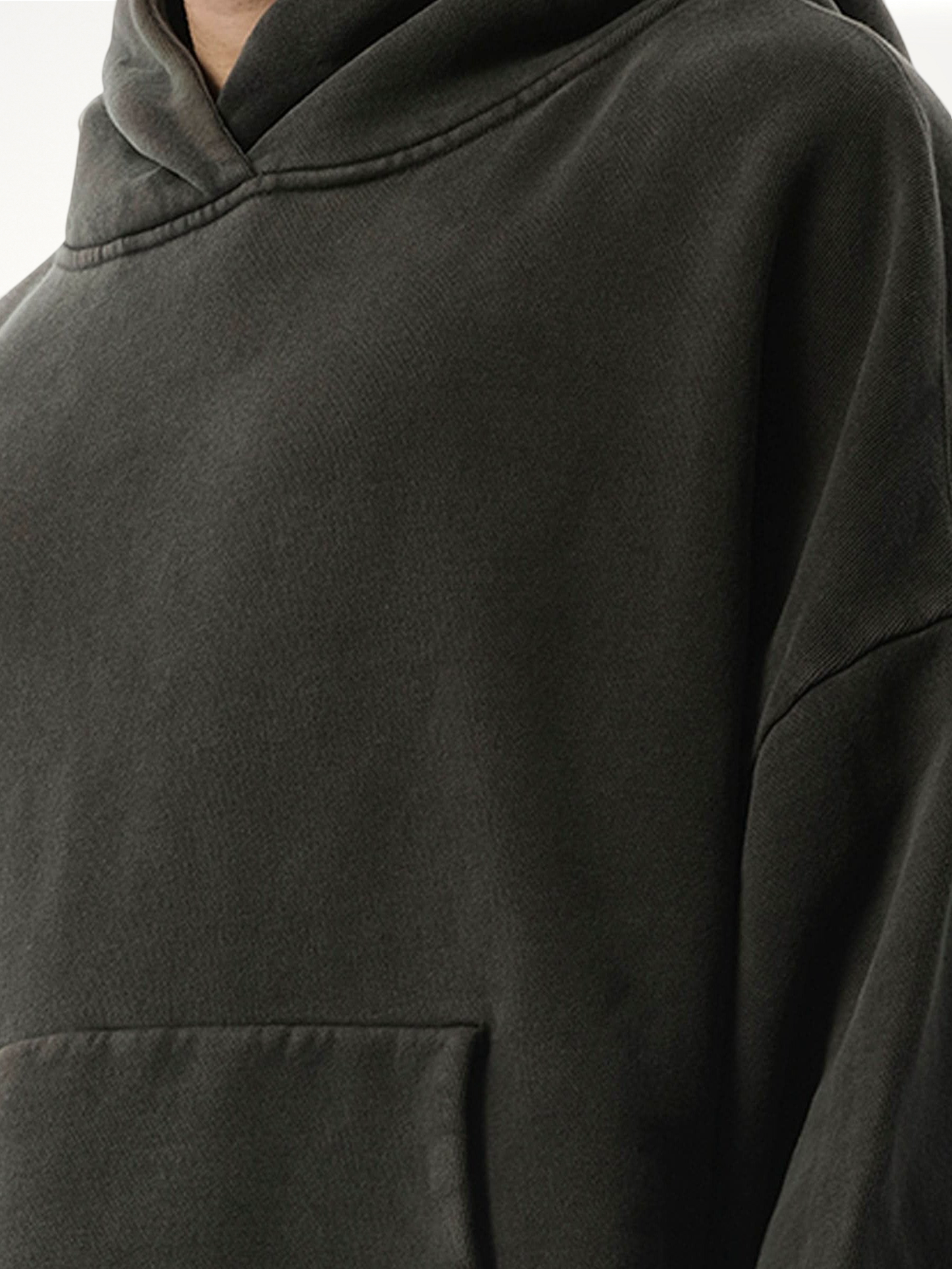 Heavy Hood in Washed Black