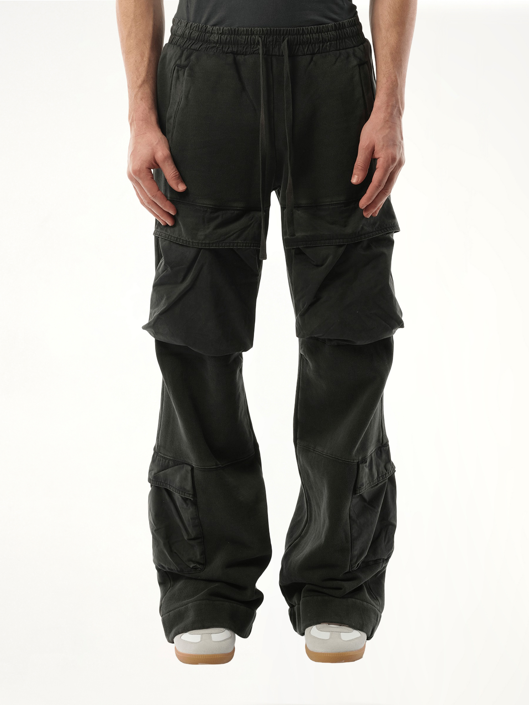 Utility Sweatpants in Washed Black